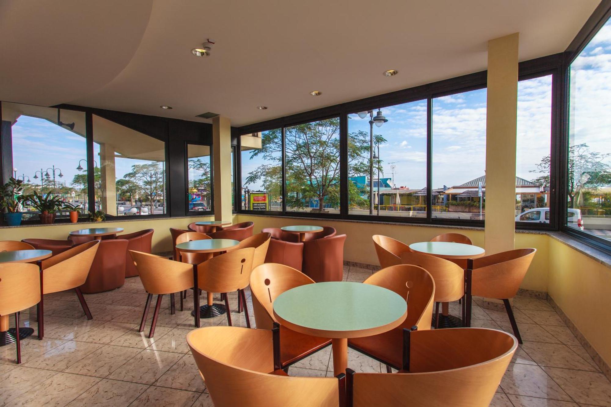 Hotel Garden Cesenatico Εξωτερικό φωτογραφία