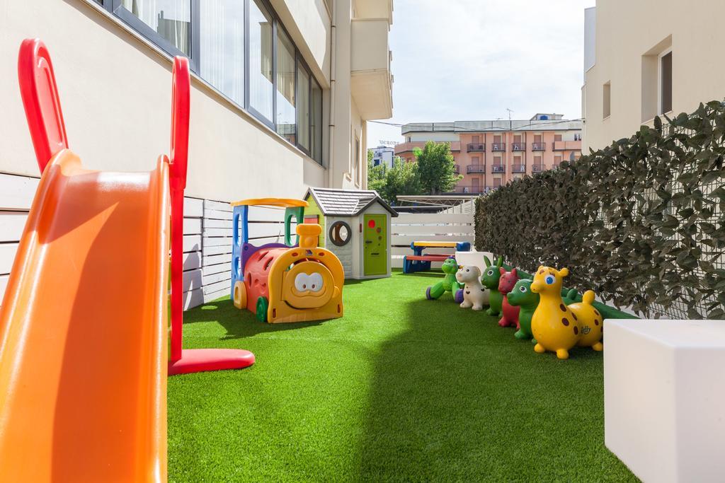 Hotel Garden Cesenatico Εξωτερικό φωτογραφία